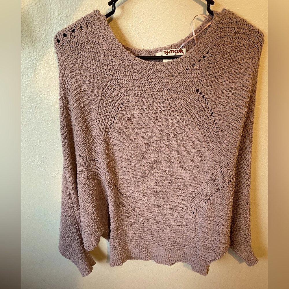 Debut Women’s Pink Bat Wing/Dolman Sweater